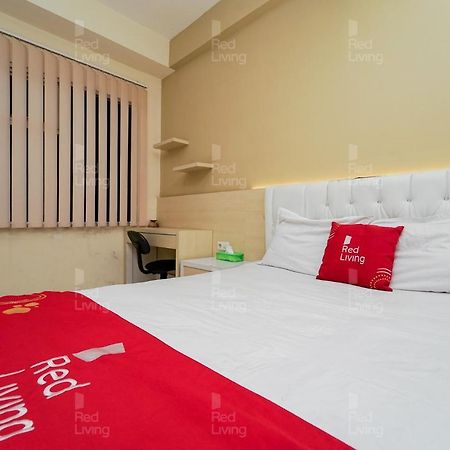Redliving Apartemen Easton Park Jatinangor - Azhimah Rooms スメダン エクステリア 写真