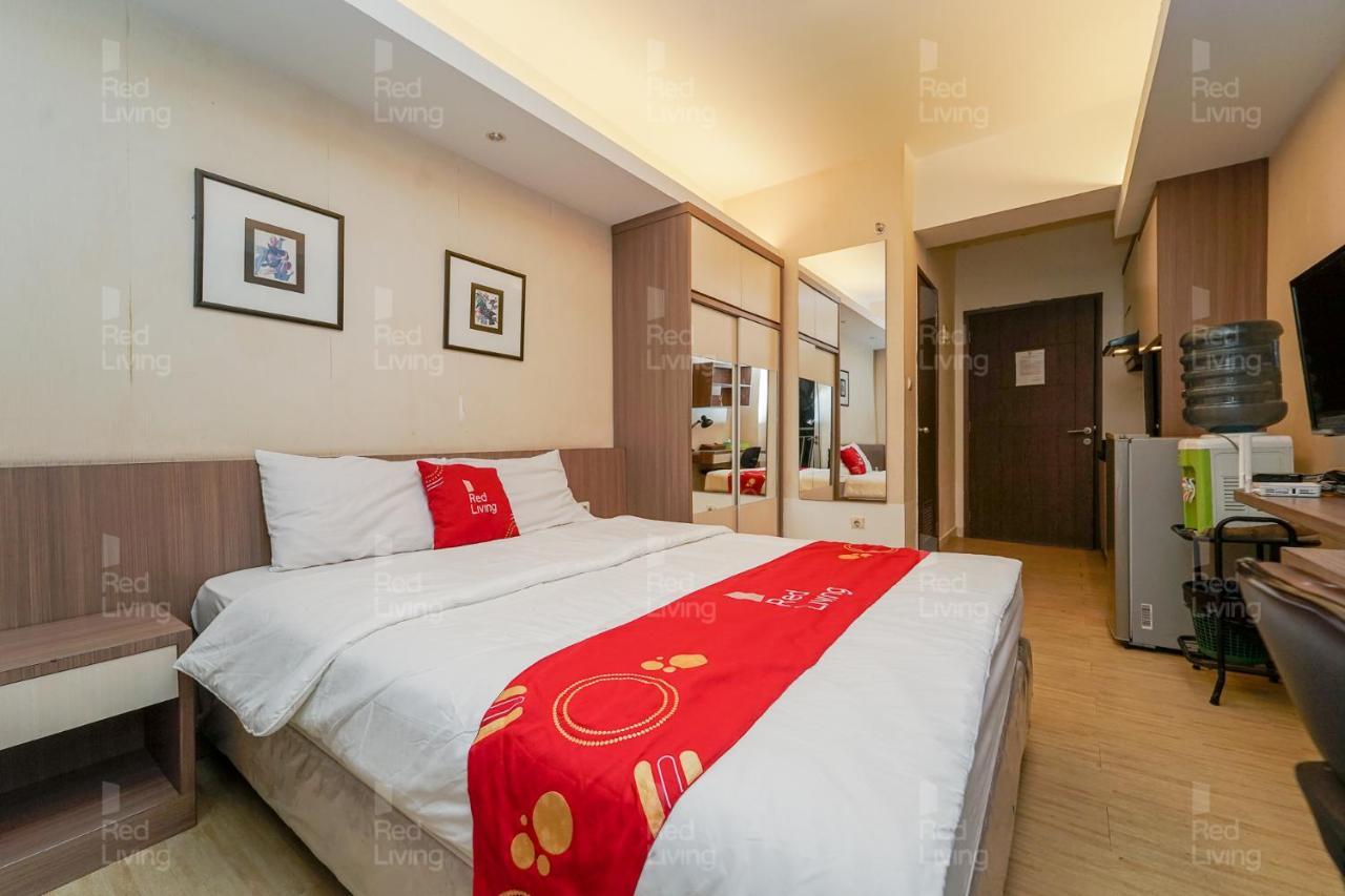 Redliving Apartemen Easton Park Jatinangor - Azhimah Rooms スメダン エクステリア 写真